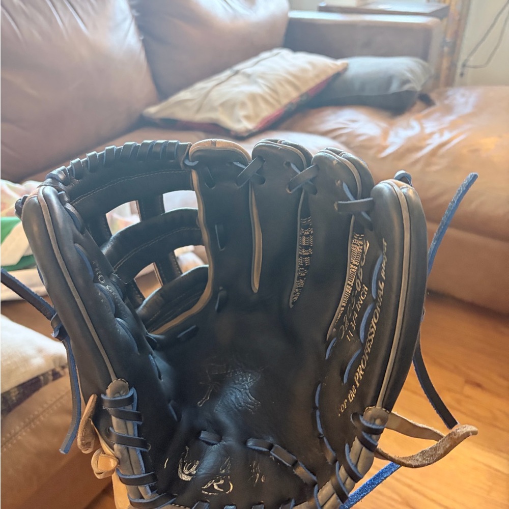 Game Ready 11 3/4 inch RHT Rawlings Heart of the Hide Pro205-6bcz